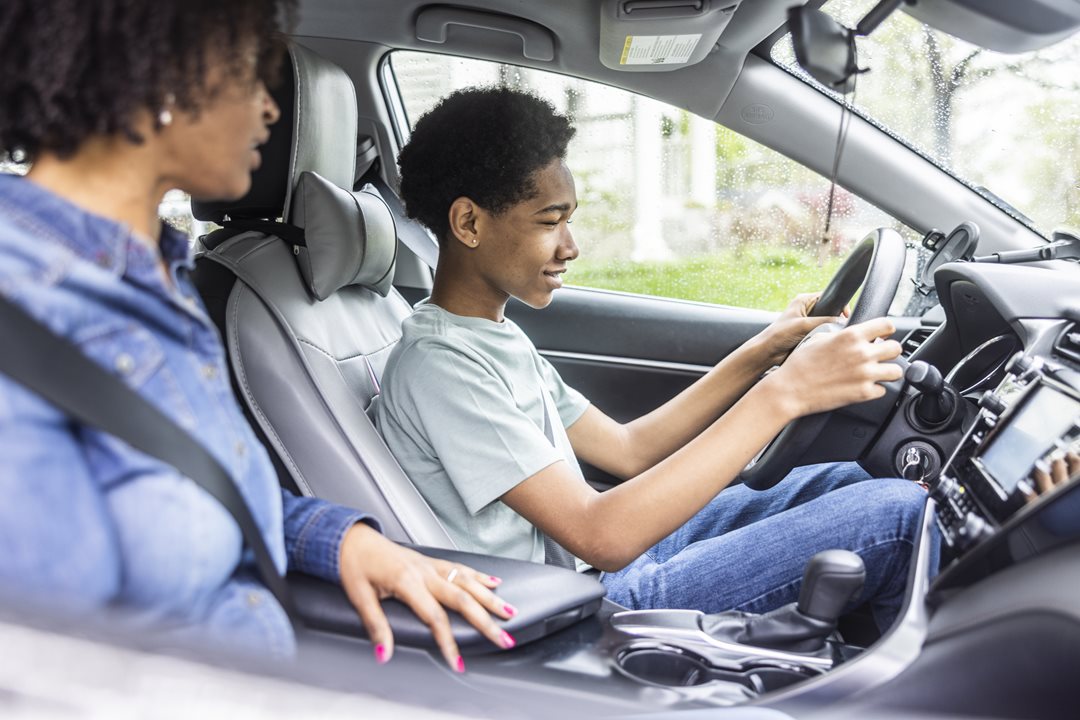 Supporting safer teen driving in Washington and Oregon | PEMCO 